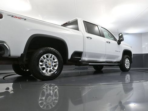 Used 2024 Chevrolet Silverado 2500 LTZ AWD/4WD image 55