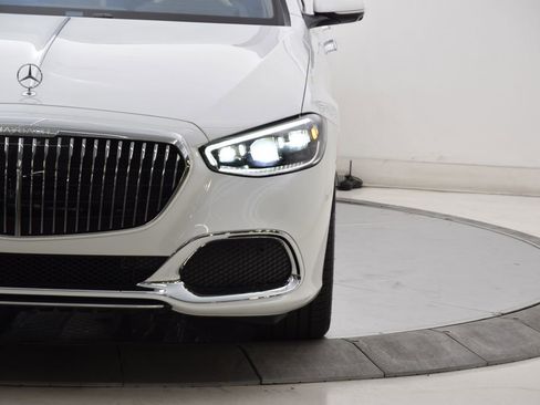 New 2026 Mercedes-Benz Maybach S 580 4MATIC image 10