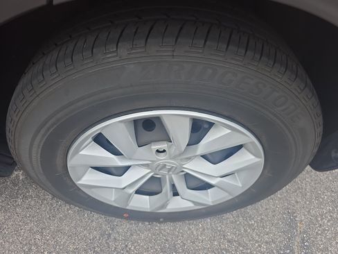 Used 2025 Honda CR-V LX image 30