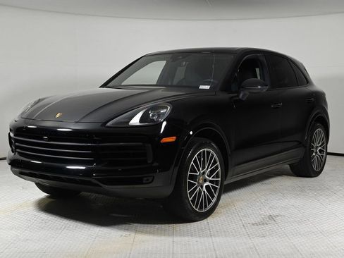 Certified 2023 Porsche Cayenne image 1