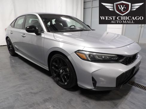 Used 2025 Honda Civic Sport image 1