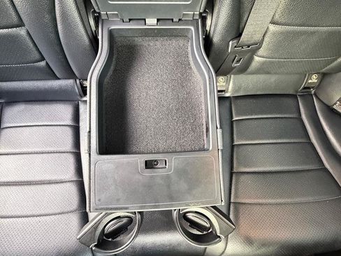 Used 2015 Mercedes-Benz C 300 4MATIC Sedan image 19