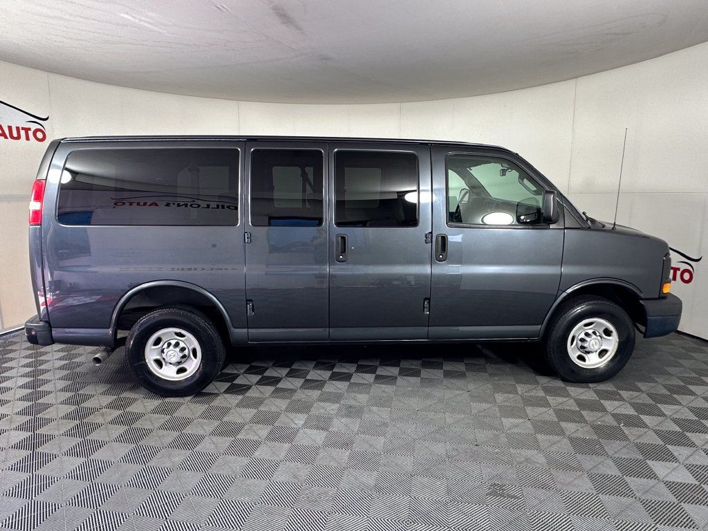Used 2016 Chevrolet Express 2500 LS RWD image 8