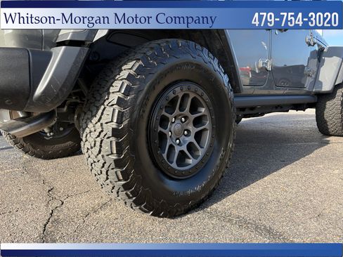 Used 2022 Jeep Wrangler Unlimited Rubicon w/ Xtreme Recon 35" Tire Package image 10