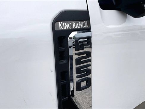 Used 2026 Ford F250 King Ranch w/ FX4 Off-Road Package AWD/4WD image 15