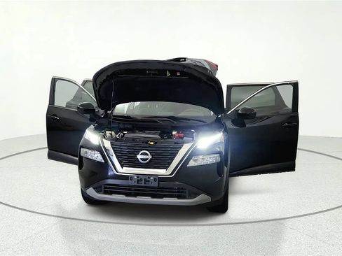 Used 2023 Nissan Rogue SV AWD/4WD image 9