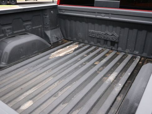 Used 2023 Chevrolet Silverado 1500 High Country w/ High Country Premium Package AWD/4WD image 30