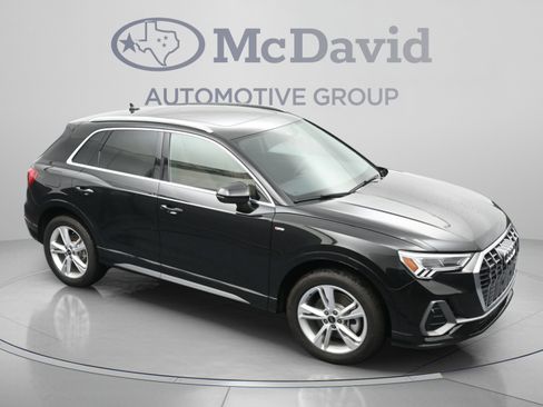 Used 2024 Audi Q3 2.0T Premium Plus w/ Premium Plus Package AWD/4WD image 33