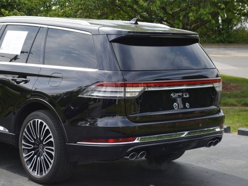 Used 2020 Lincoln Aviator Black Label w/ Dynamic Handling Package AWD/4WD image 3
