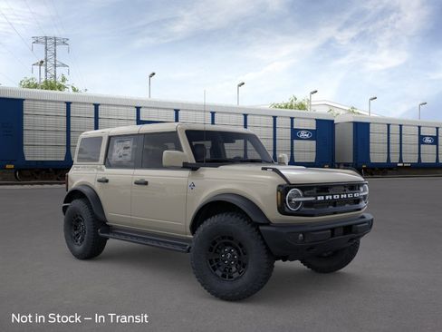 New 2026 Ford Bronco Outer Banks image 8