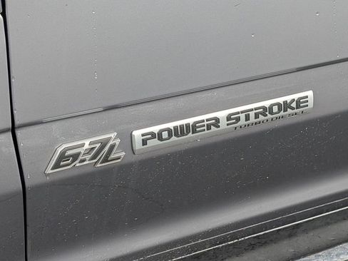 Certified 2021 Ford F250 Lariat w/ Chrome Package image 14