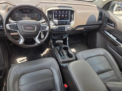 Used 2021 GMC Canyon Denali RWD image 9