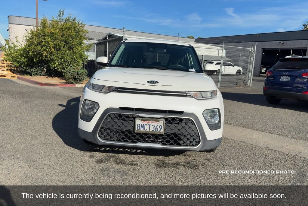 Used 2020 Kia Soul S FWD image 2