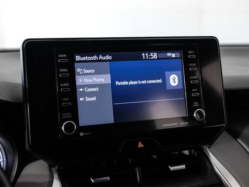 Used 2022 Toyota Venza XLE image 31