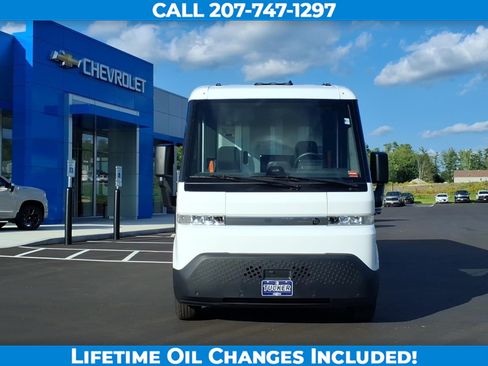 Used 2024 Chevrolet Brightdrop 600 w/ Commercial Equipment Package AWD/4WD image 2