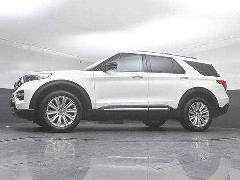 Certified 2023 Ford Explorer Limited w/ Equipment Group 301A image 41