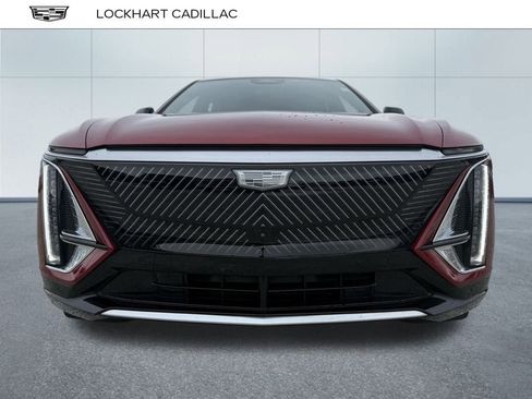 Certified 2024 Cadillac Lyriq Luxury w/ LPO, Floor Liner Package image 7