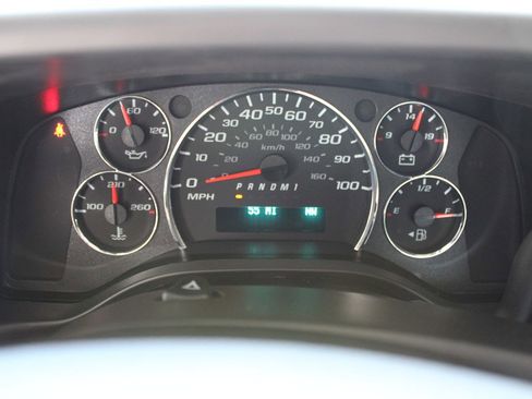 Used 2024 Chevrolet Express 2500 w/ Driver Convenience Package image 26