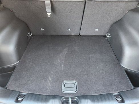 Used 2026 Jeep Compass Latitude image 30