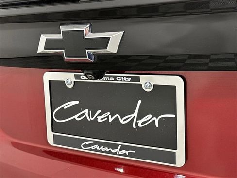 Used 2022 Chevrolet Bolt EUV LT w/ Comfort Package image 32