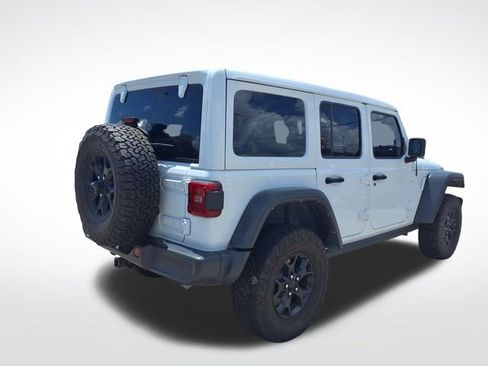 Used 2023 Jeep Wrangler Unlimited Rubicon 4xe w/ Cold Weather Group AWD/4WD image 18