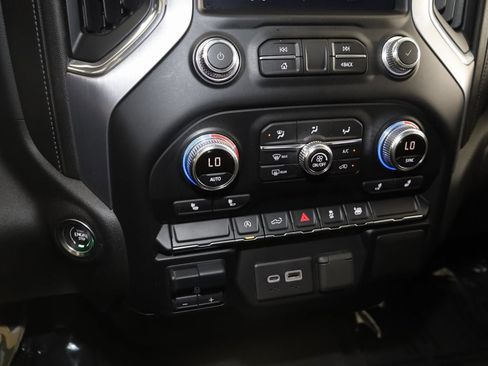 Used 2021 GMC Sierra 1500 SLE image 26