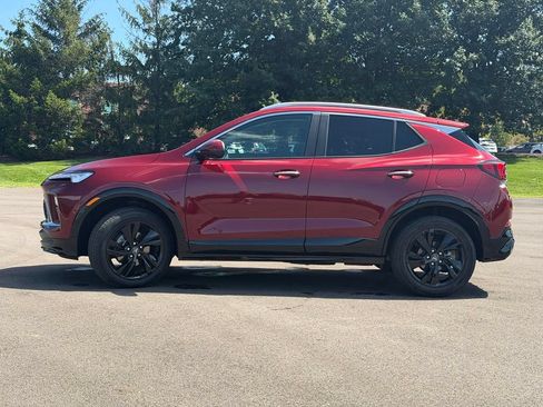 Used 2024 Buick Encore GX Sport Touring w/ Advanced Technology Package AWD/4WD image 3