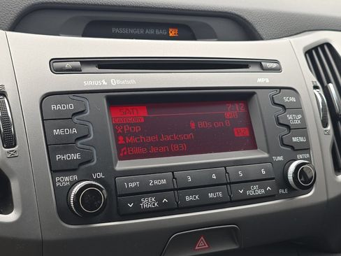 Used 2016 Kia Sportage LX AWD/4WD image 18
