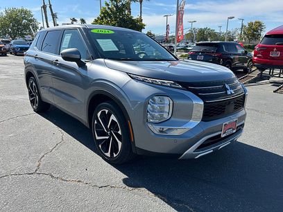 Used 2024 Mitsubishi Outlander FWD