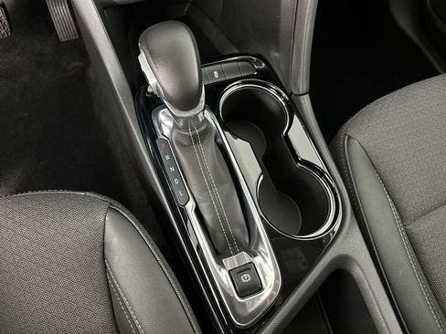 Certified 2023 Buick Encore GX Select FWD image 18