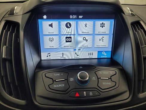 Used 2016 Ford Escape SE w/ SE Leather Comfort Package image 25