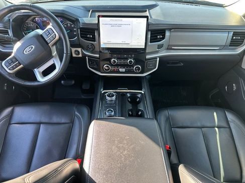 Certified 2024 Ford Expedition XLT image 23