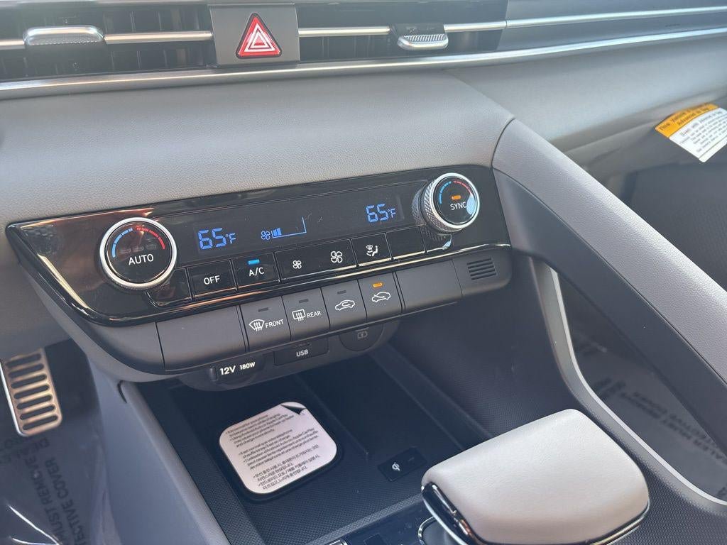 New 2026 Hyundai Elantra Sport FWD image 35