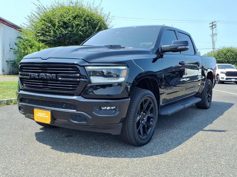 Used 2023 RAM 1500 Laramie AWD/4WD image 3