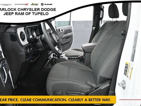 Used 2025 Jeep Wrangler Unlimited Sahara w/ Safety Group AWD/4WD image 11
