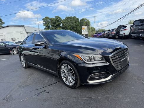 Used 2018 Genesis G80 3.8 image 3