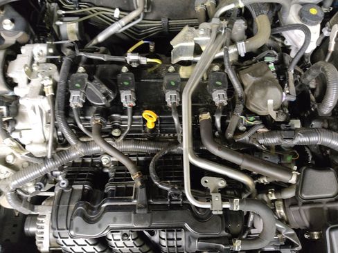 Used 2024 Nissan Altima 2.5 SV image 30