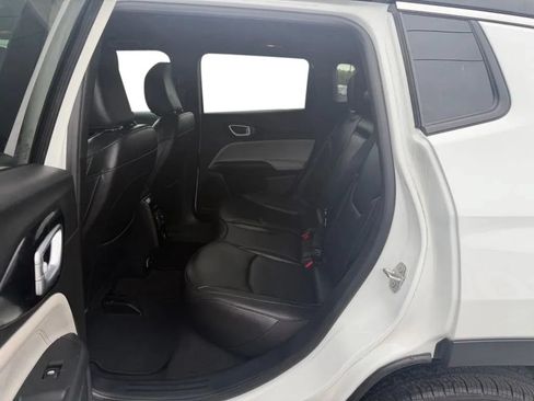 Used 2024 Jeep Compass Limited AWD/4WD image 27