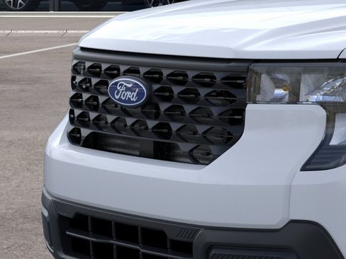 New 2026 Ford Maverick XL FWD image 18