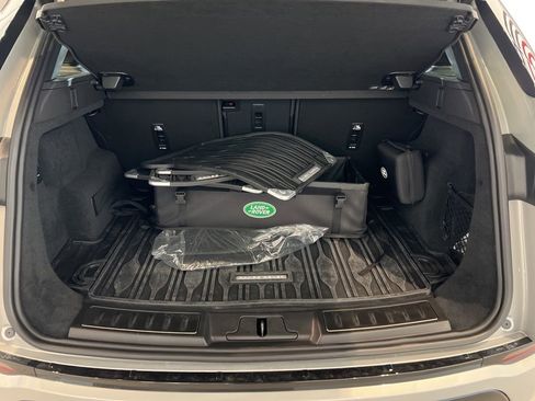 Used 2024 Land Rover Range Rover Evoque Dynamic SE image 31