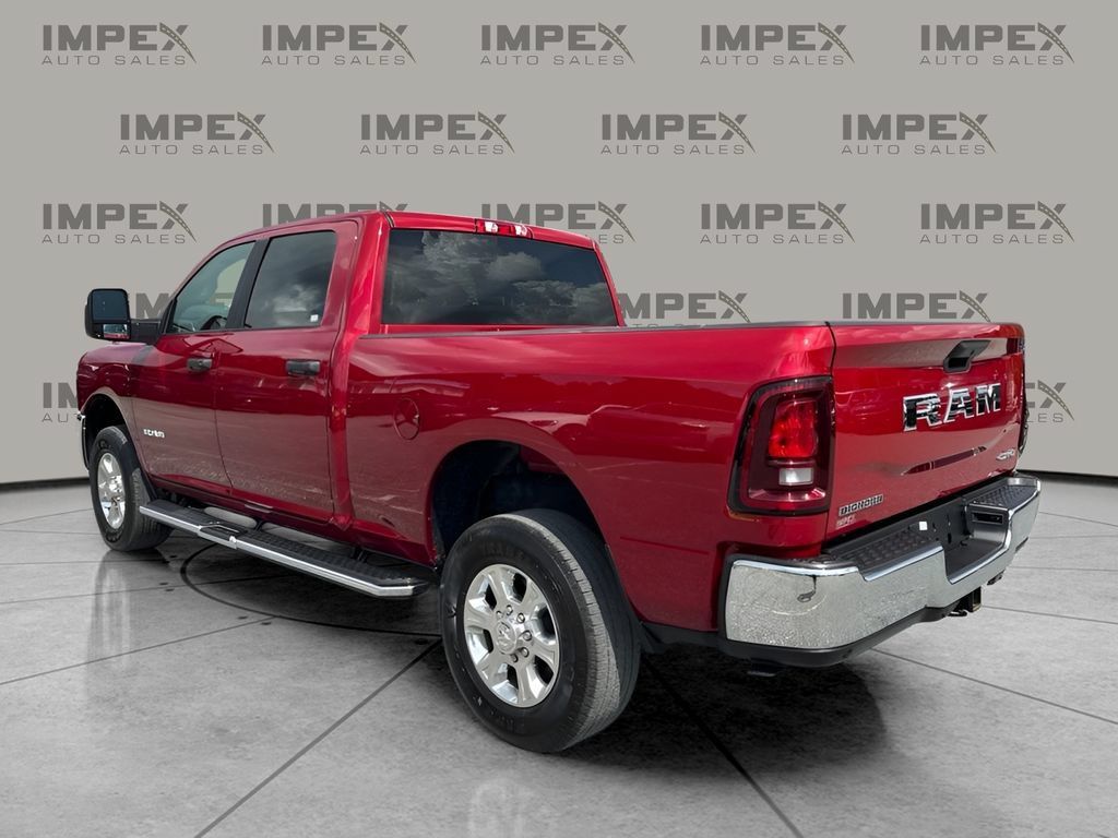 Used 2026 RAM 2500 Big Horn AWD/4WD image 3