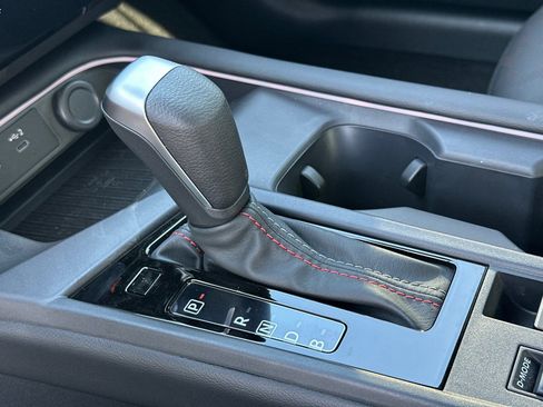 New 2026 Nissan Sentra SR w/ SR Premium Package FWD image 32