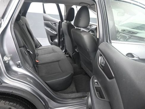 Used 2020 Nissan Rogue Sport S w/ Appearance Package FWD image 23