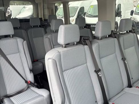 Used 2019 Ford Transit 350 XLT image 19