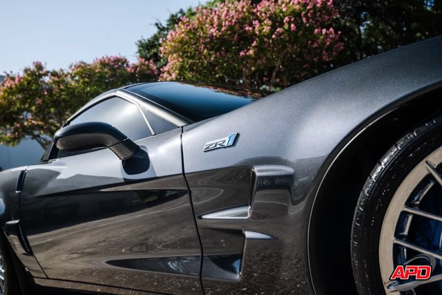 Used 2009 Chevrolet Corvette ZR1 w/ Preferred Equipment Group RWD image 28