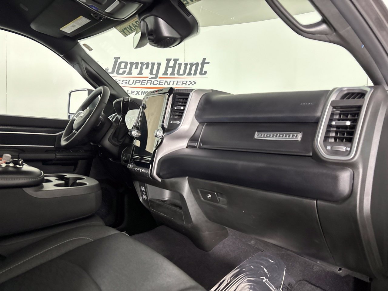 Used 2026 RAM 2500 Big Horn AWD/4WD image 32