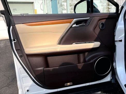 Used 2019 Lexus RX 350 AWD w/ Navigation Package image 22