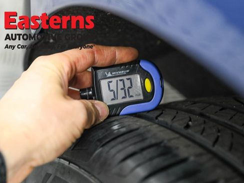 Used 2024 Ford Edge Titanium image 29