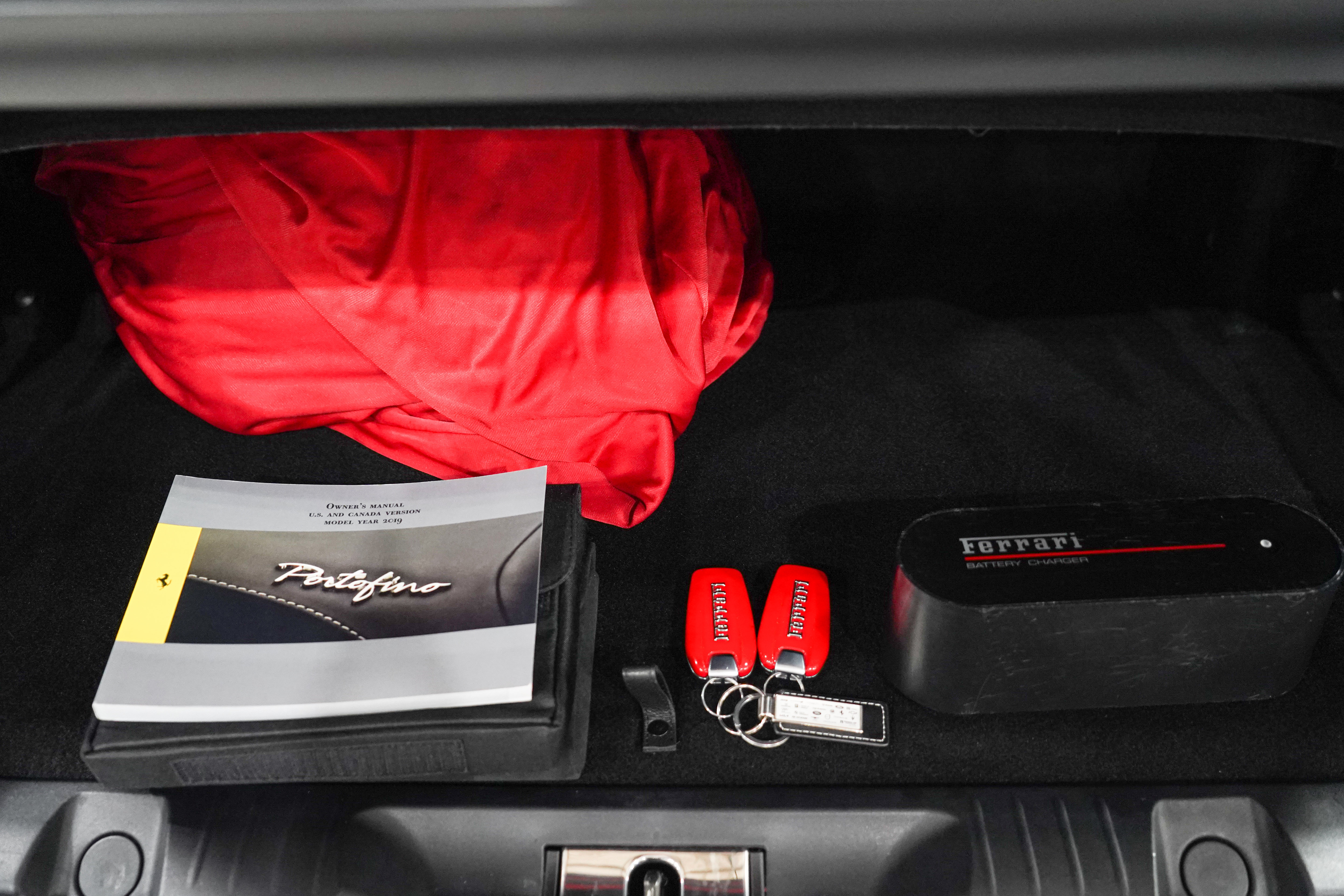 Used 2019 Ferrari Portofino RWD image 40