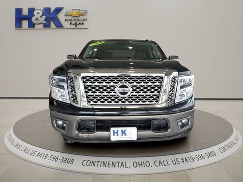 Used 2018 Nissan Titan Platinum Reserve AWD/4WD image 2